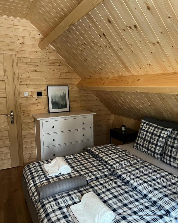 Aparthouse